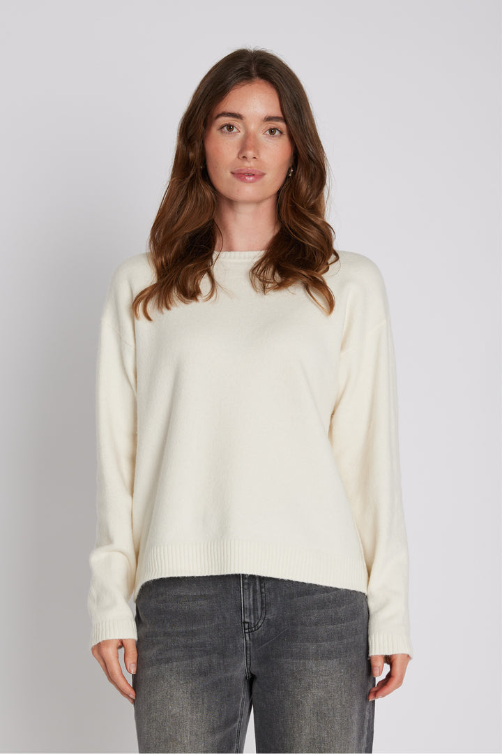 PBO 3429PBOSally knit KNITWEAR, HEAVY 02 Off white