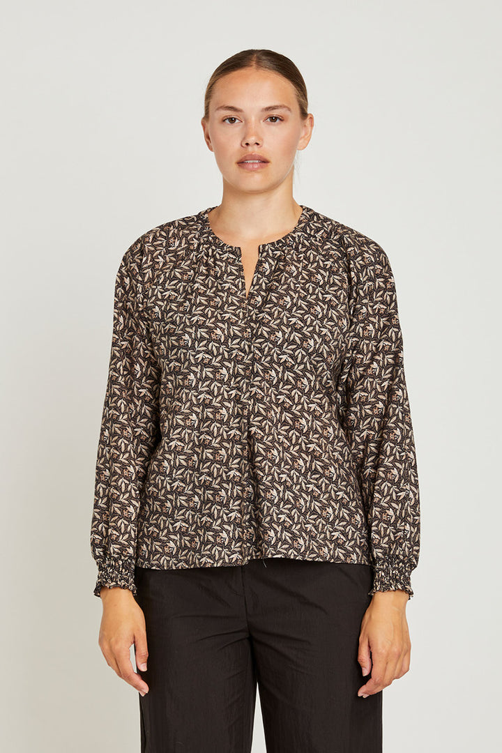 PBO Kennedy bluse BLOUSE 687 Dark flower print