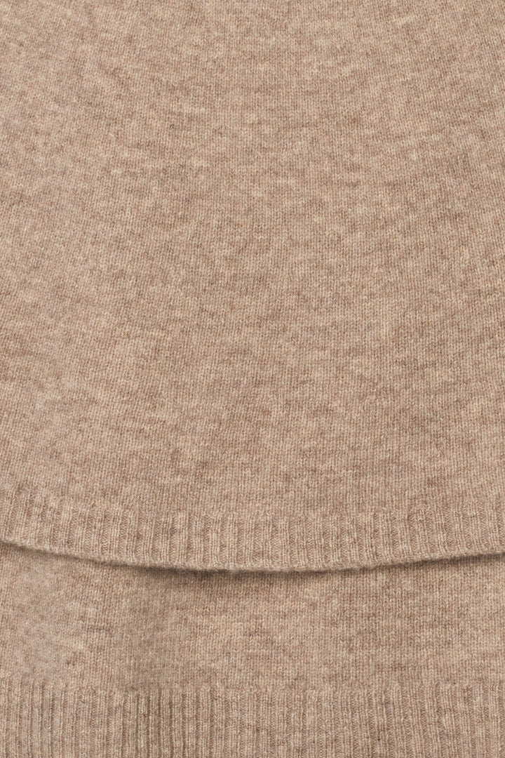 PBO PBOAntona strik cape KNITWEAR 154 Sandstone