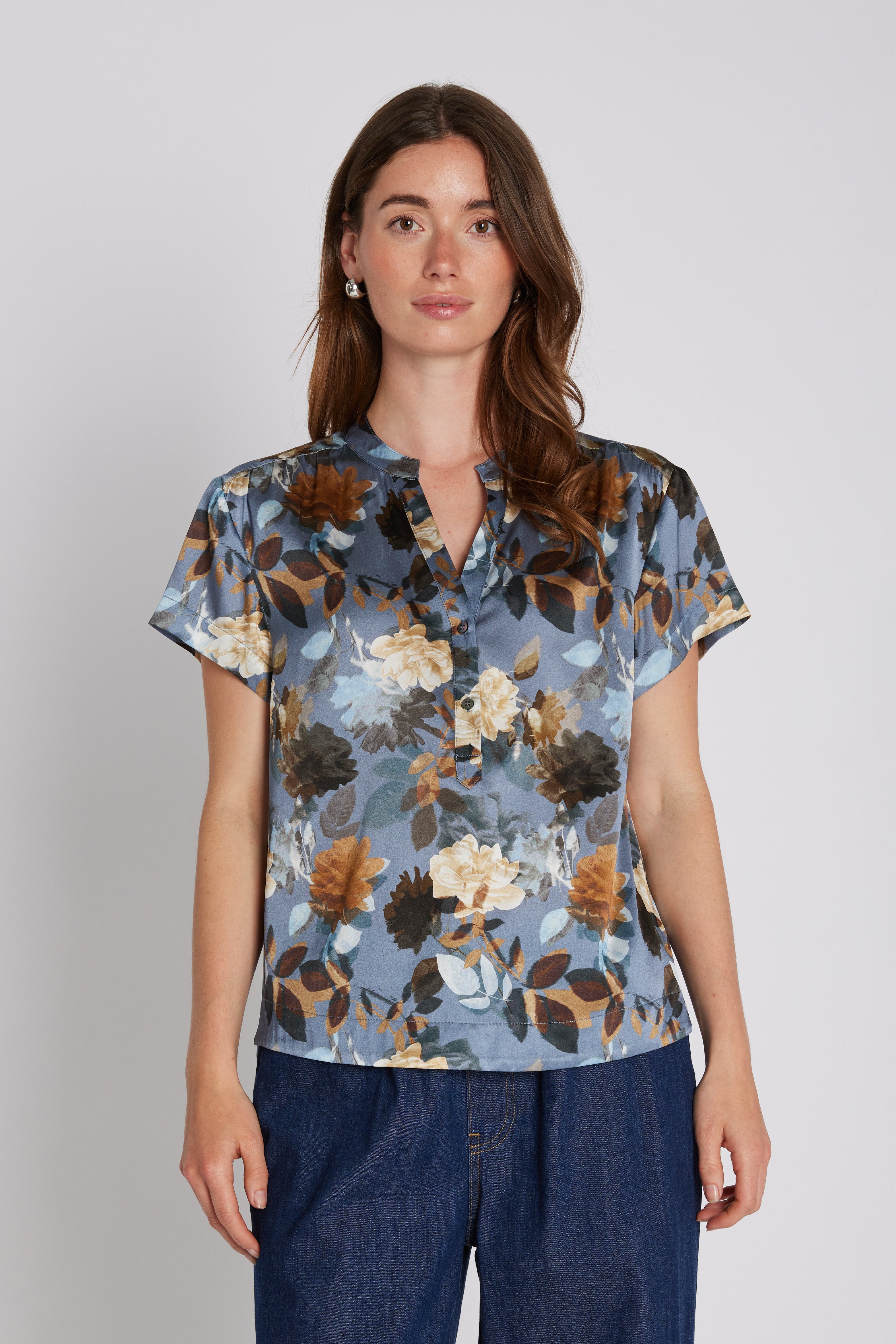 PBOKila silkebluse - Dark flower print – Philosophy Blues Original