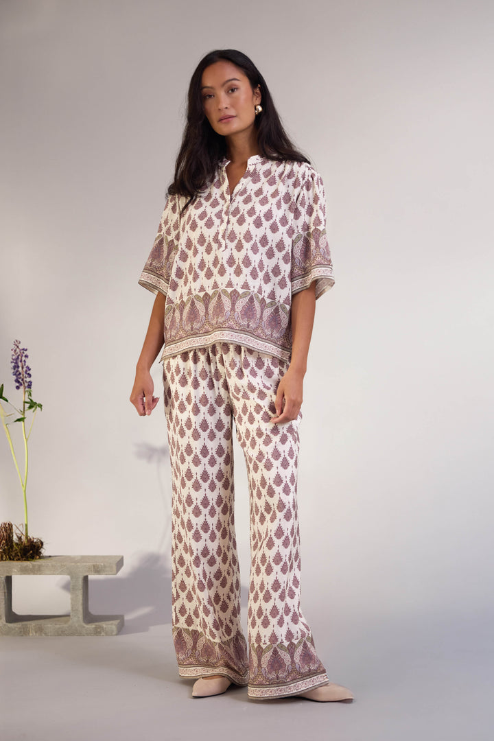 PBO PBOKono bukser TROUSERS 818 Paisley