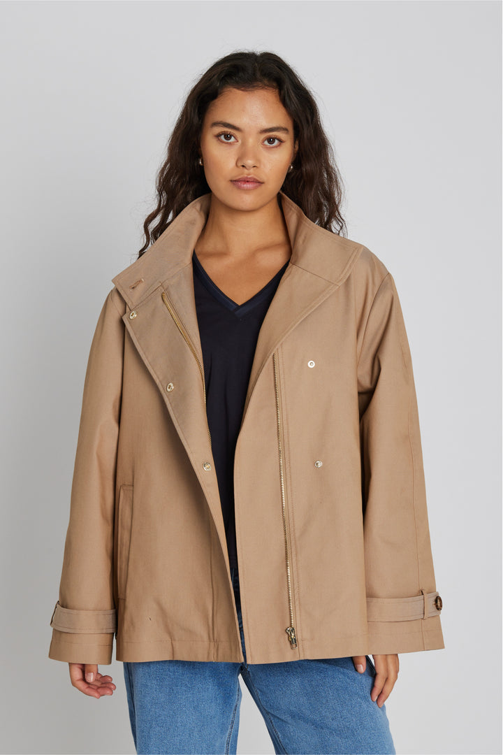 PBO PBONema jakke OUTERWEAR Sand