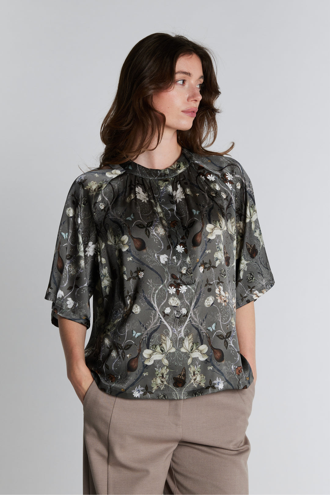 PBO PBOOpala silkebluse BLOUSE 539 Castor green
